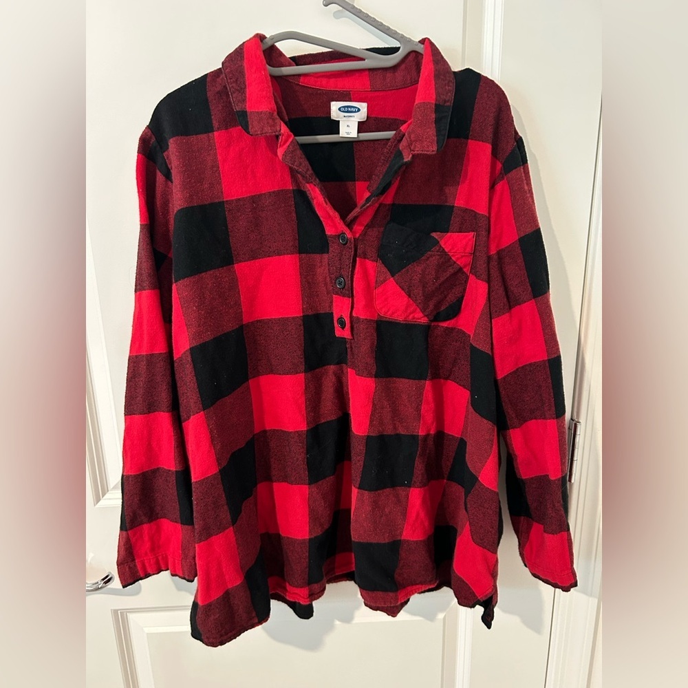 Red and black plaid maternity shirt